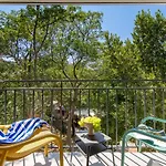 Homes Ostro 4*