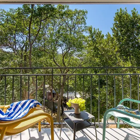 Homes Ostro 4*